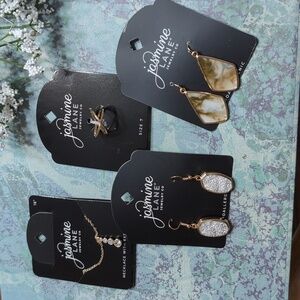Lot/4 Jasmine Lane Gold & Silver Jewelry Lot 2 Earrings, 1 Necklace, 1 Ring